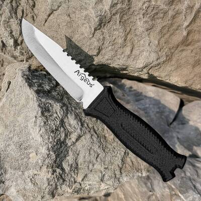 Argeus Polimer Kılıflı Av ve Kamp Bıçağı Detay
