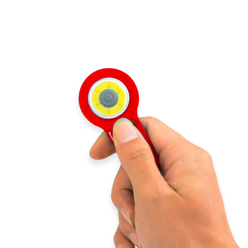 Panther Karabinalı Anahtarlık El Feneri Kırmızı - 3